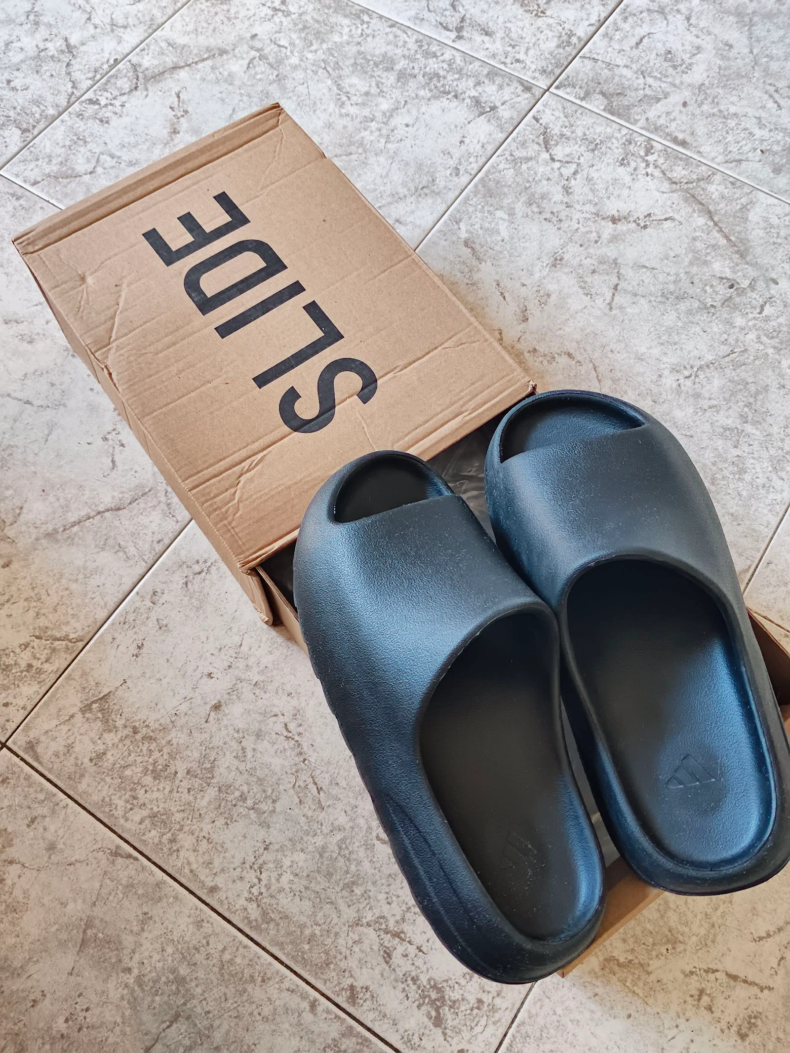 Yeezy Slide  – photo 3